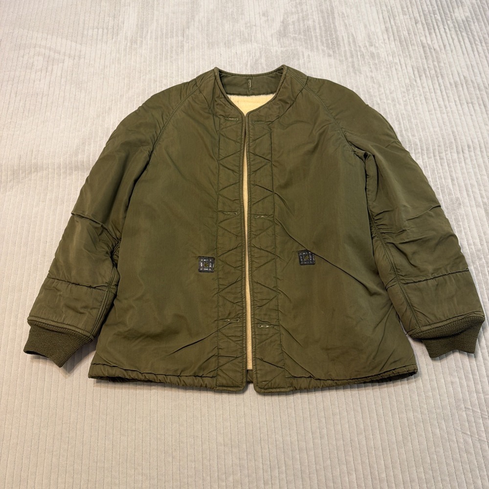 Vintage 1964 USAF Liner Jacket Men's Medium Green Wool Pile Coat Military 60s